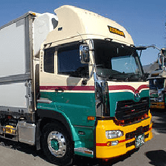 大型トラックの写真2