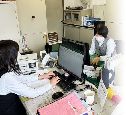 経理事務/労務管理 スタッフ写真